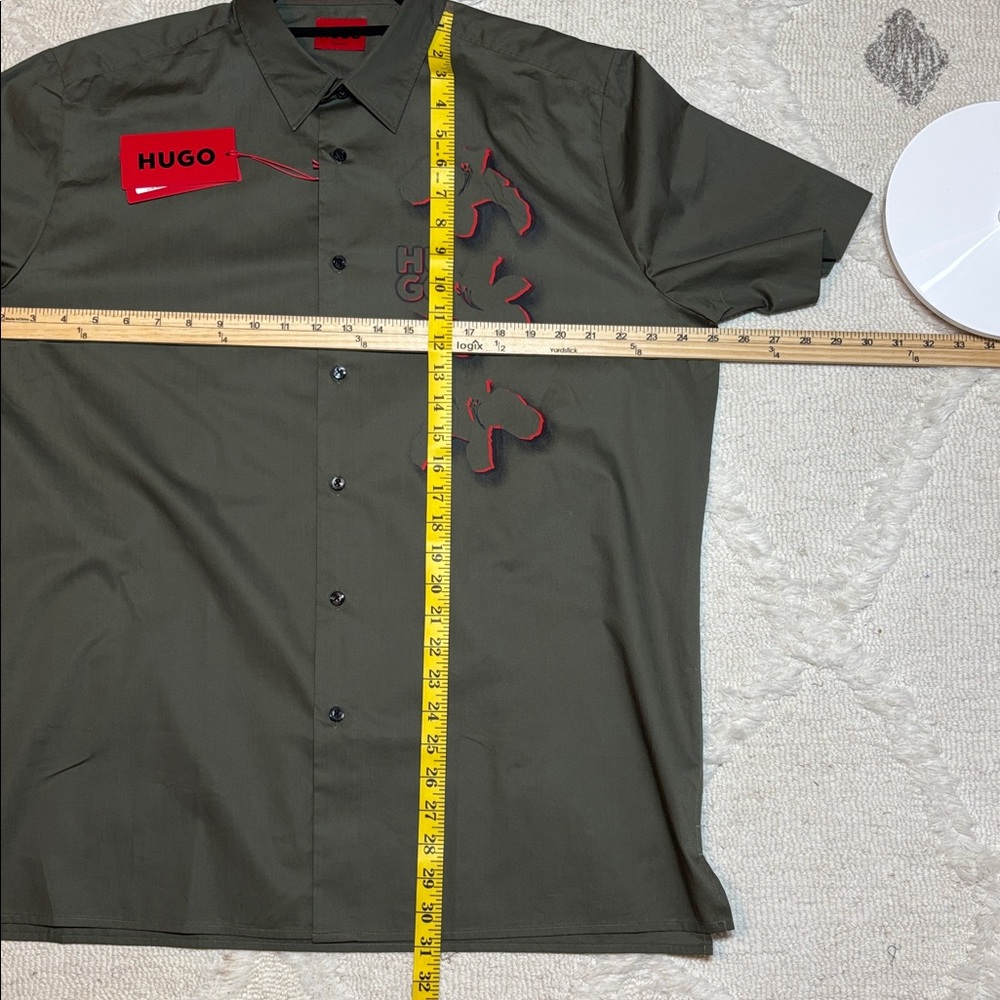 HUGO Men's Khaki Short Sleeve Shirt - Picture 5 of 5